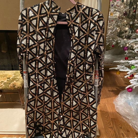 Boutique Sequin Romper - Picture 5 of 7